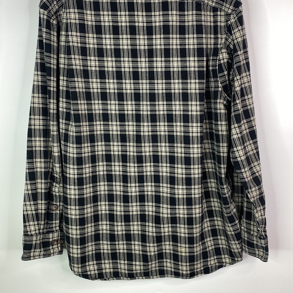Duluth Trading Free Swingin' Flannel Relaxed Fit Button Up Black Plaid Shirt L - Picture 6 of 8